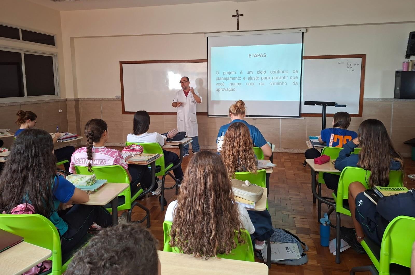 Projeto GPS integra gestão e performance na preparação dos estudantes da 3ª série do Ensino Médio