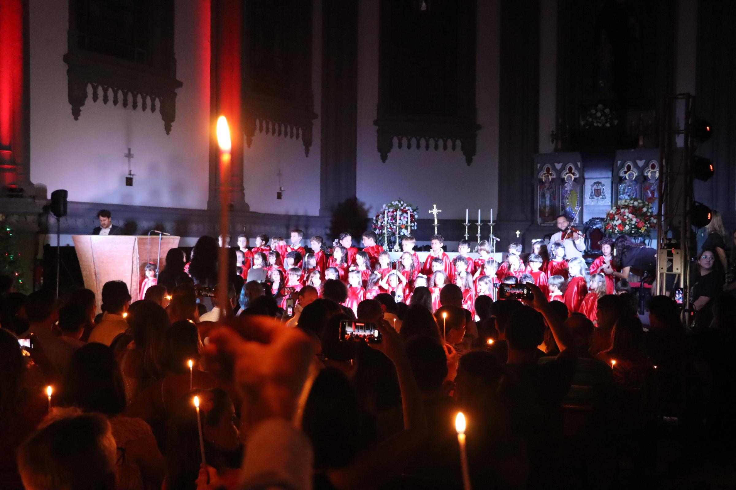 Cantata de Natal emociona público capixaba